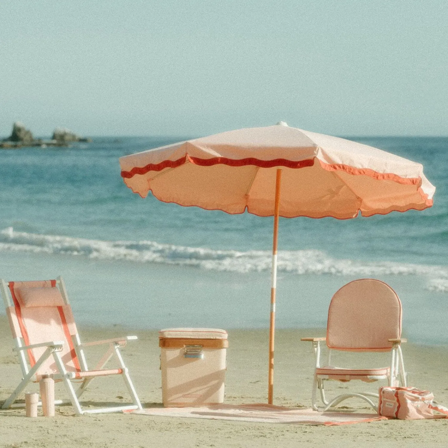 The Hemingway Cooler - Dusty Pink - 35 Quarts^Business & Pleasure Co. Online