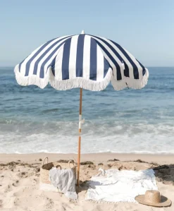 The Holiday Beach Umbrella - Navy Crew Stripe^Business & Pleasure Co. Outlet