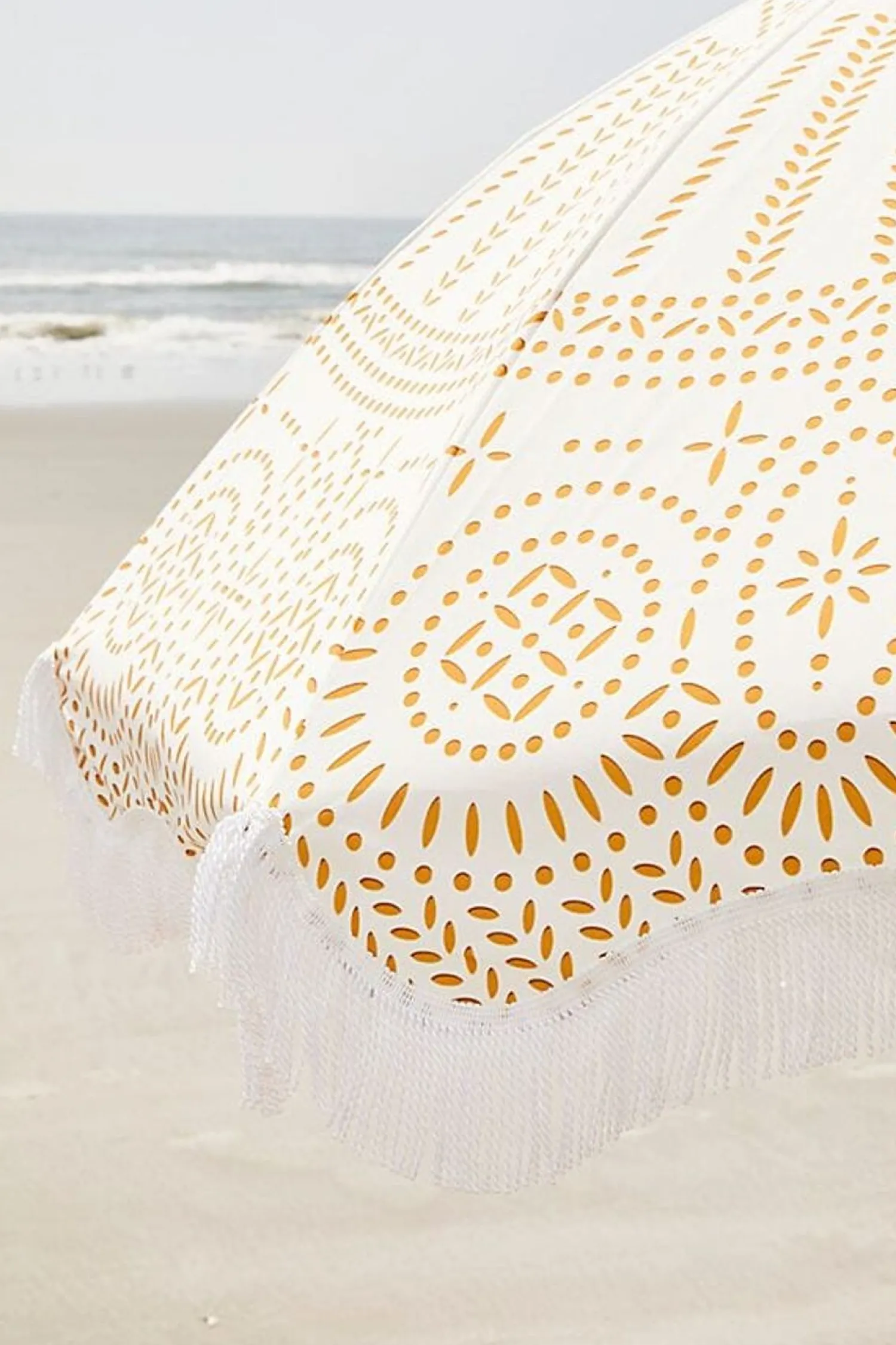 The Holiday Beach Umbrella - Eyelet^Business & Pleasure Co. Outlet