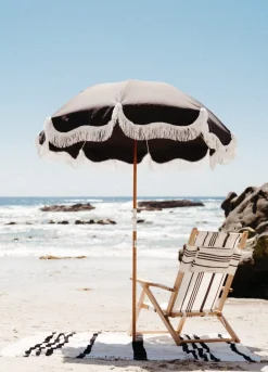 The Holiday Beach Umbrella - Vintage Black^Business & Pleasure Co. Sale
