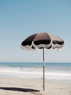 The Holiday Beach Umbrella - Vintage Black^Business & Pleasure Co. Sale