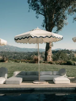 The Market Umbrella - Rivie White^Business & Pleasure Co. Best