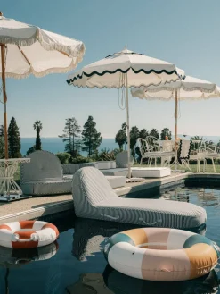 The Pool Lounger - Lauren'S Navy Stripe^Business & Pleasure Co. Outlet