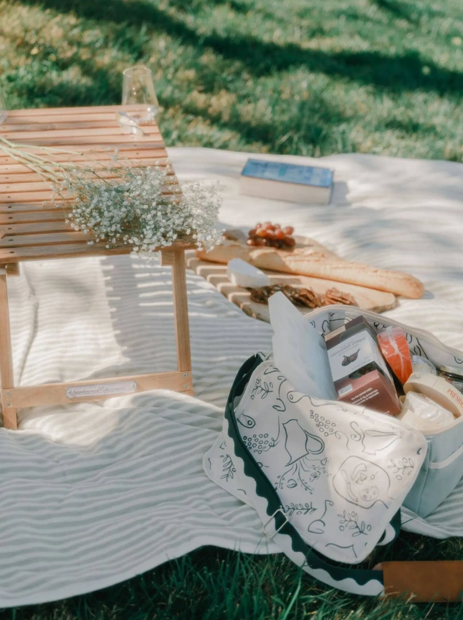 The Premium Cooler Bag - Rivie Green^Business & Pleasure Co. Outlet